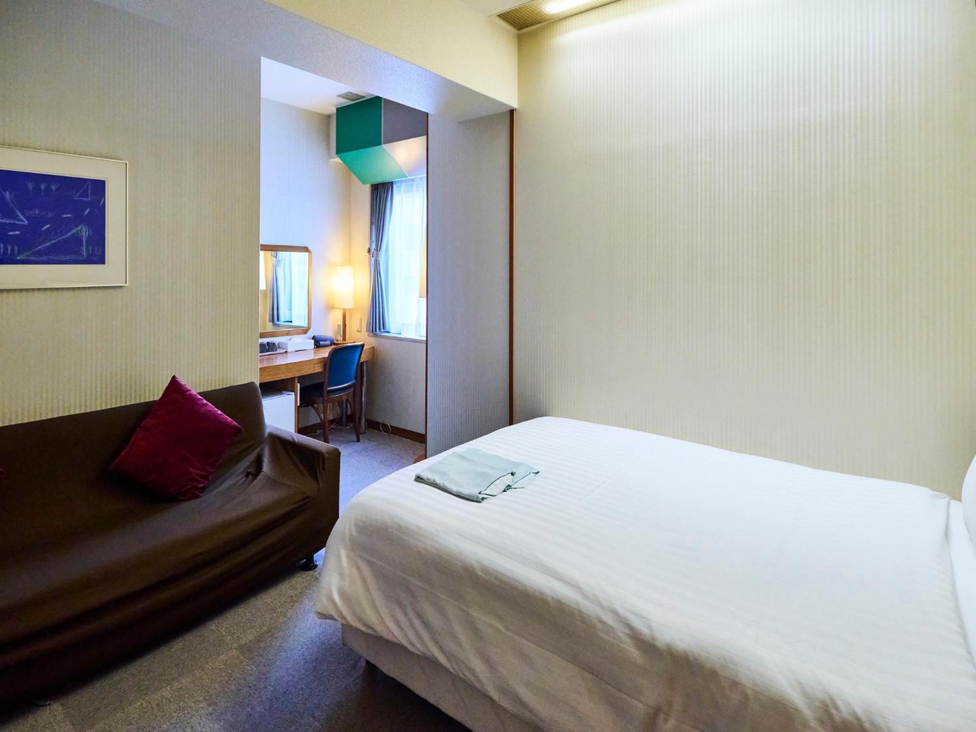 Court Hotel Fukuoka Tenjin Exterior photo