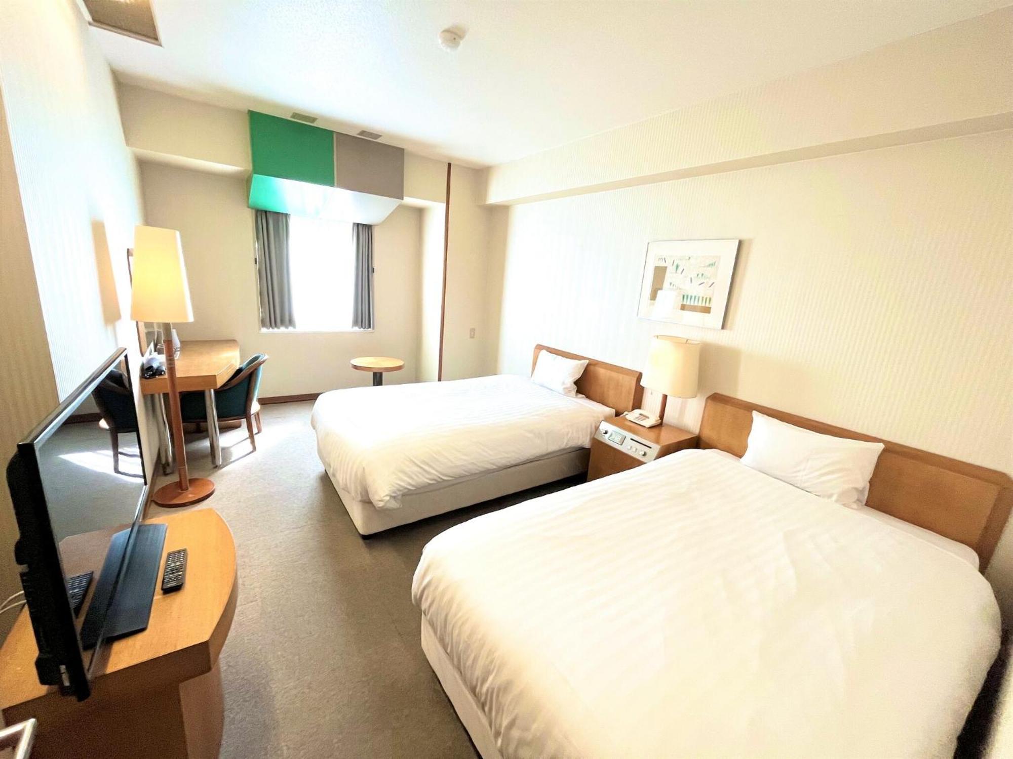 Court Hotel Fukuoka Tenjin Exterior photo